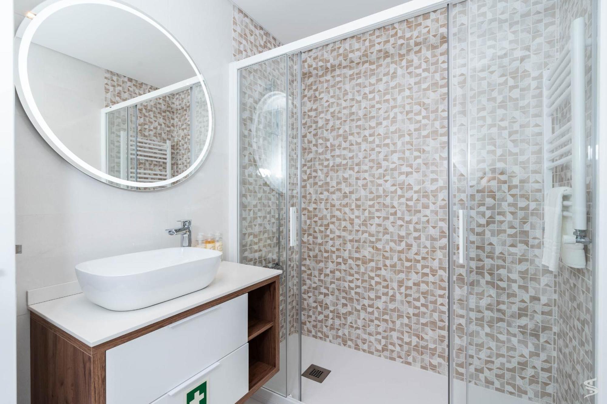 Cedofeita Sunny Apartment - Balcony & Parking Πόρτο Εξωτερικό φωτογραφία